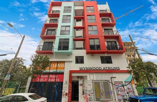 Wynwood Art District Apartment | Voy House Wynwood with Rooftop Pool