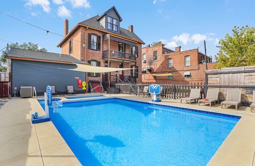 Washington House | VRBO Studio Suite w/Private Bath