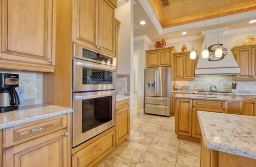 Yacht Club Villa | VRCC Villa Bellagio - 5* Villa for up to 8 guests