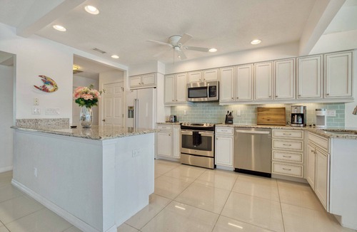 Eight Lakes Villa | VRCC Villa Lakualoosa