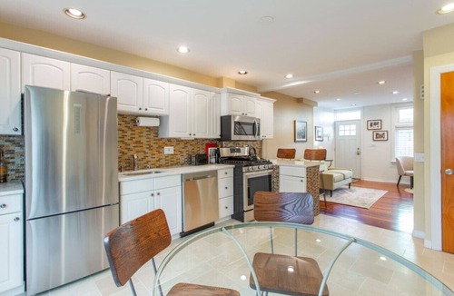 Bella Vista House | Walk everywhere from renovated 3bd Bella Vista gem
