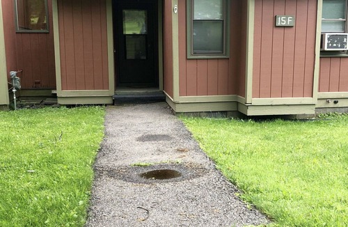 Blodgett Mills Condo | Walk Everywhere From This Spacious 3 BR Family & Pet Friendly Condo