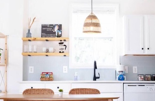 Wilmington Beach Apartment | Walk to Beach, Full Kitchen, Cozy Surf Studio