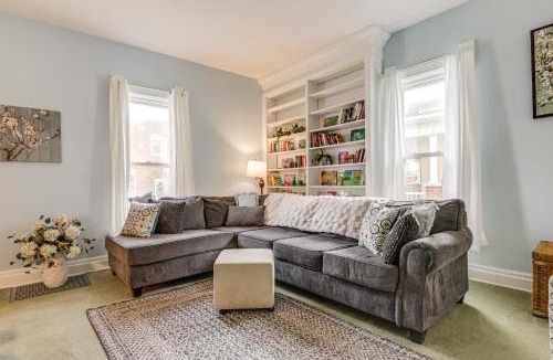 West Liberty House | Walkable Group Getaway w/Bikes in West Liberty!