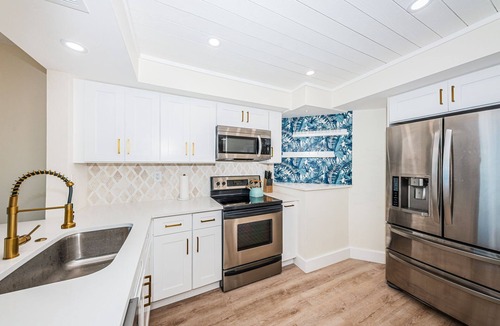 Casa del Mar Condo | Water View Beach Paradise Condo @ Tierra Verde