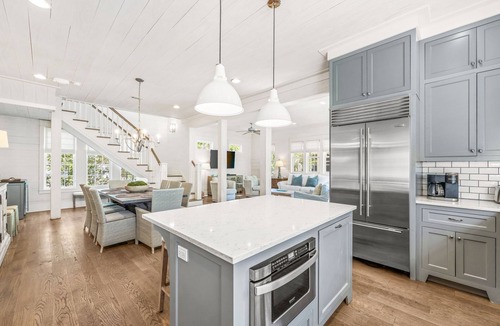 Forest District House | WaterColor 4BR+Bunks, Plunge Pool, Golf Cart, Bikes, Luxury