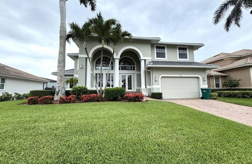 Marco Island House | Waterfront 5BR retreat with heated pool in Marco Island