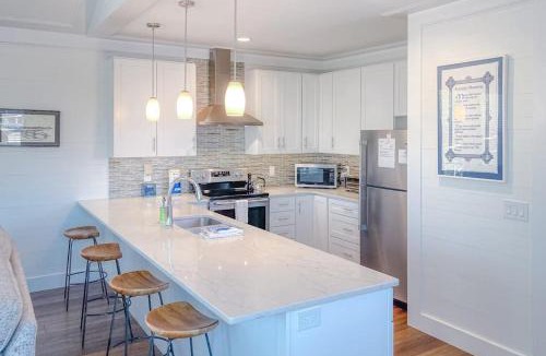 Historic Downtown Apalachicola Apartment | Waterfront apartment with lovely views in walkable location