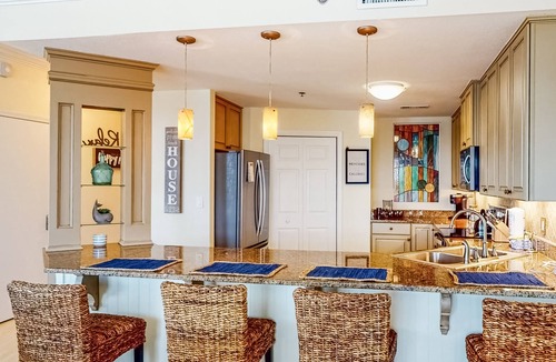 Fort Walton Beach Condo | Waterfront condo with balcony, pool, hot tub, central AC & washer/dryer