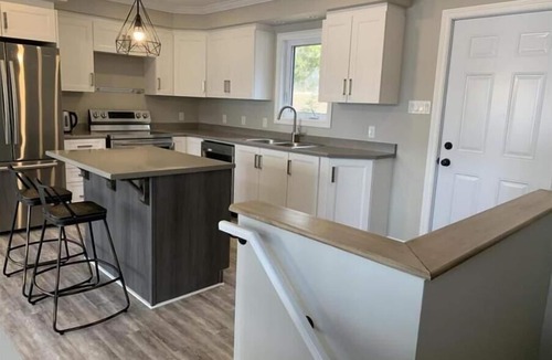 Greater Madawaska Cottage | Waterfront Cottage and Sauna on Beautiful Black Donald Lake