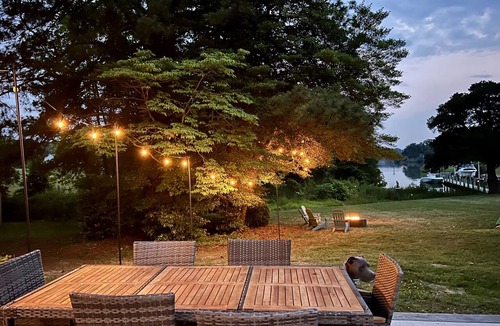 Reedville House | Waterfront! - Cozy "Captain's Cottage" with hot tub!