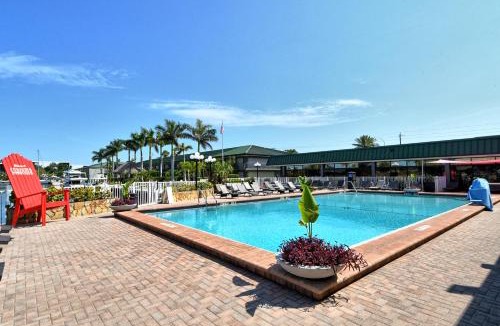 Trailer Estates Apartment | Waterfront Hotel Room, Huge Pool, Tiki Bar, Beach!