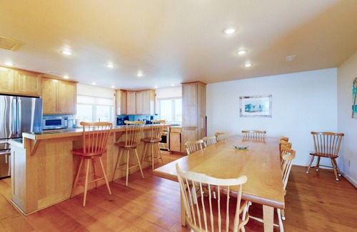 Buxton House | Waterfront house with private hot tub, pool, sound view, & AC - walk to dining