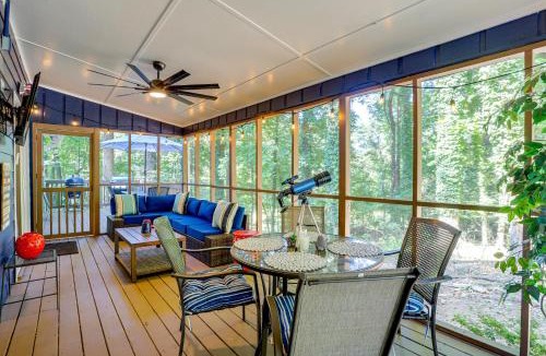 Dawsonville House | Waterfront Retreat on a Lake Lanier Cove w/Dock