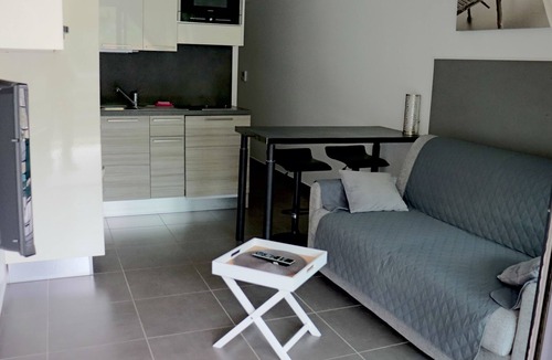 Propriano Apartment | Waterfront studio in recent building