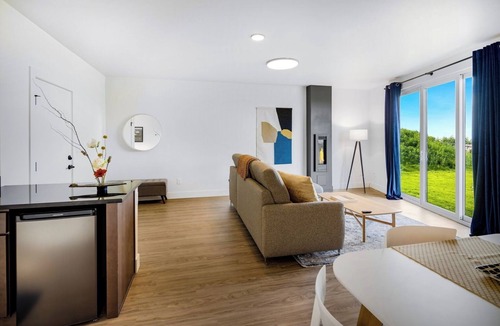 South Addition Condo | Waterfront View of Denali, Alaska Range & Ocean Views