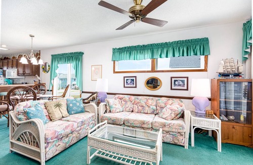 Holden Beach Condo | "Waters Edge 427-C" - Oceanfront Condo w/Community Pool, 2 Bedrooms/2 Bathrooms