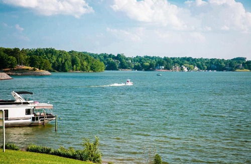 Steele Creek House | Waterview Studio with Private Porch #10 at Long Cove Resort