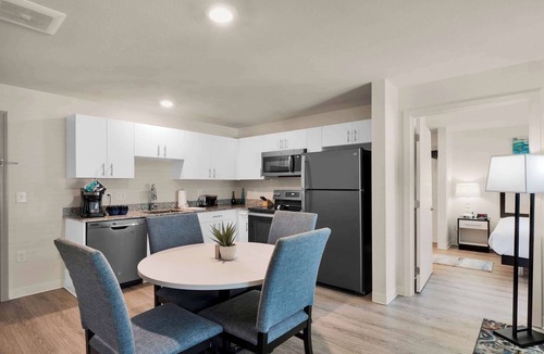 Charlotte Hotel | WaterWalk Extended Stay by Wyndham Charlotte - Arrowood