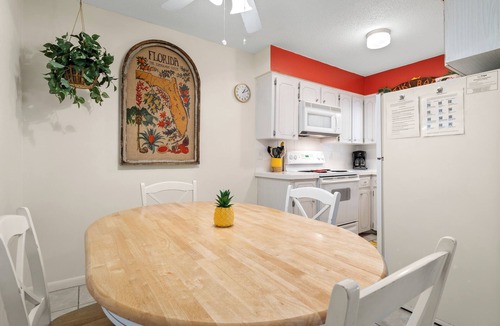 St. Pete Beach Condo | Waves by Distinctive Beach Rentals