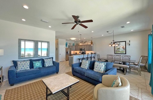 Pensacola Beach House | Welcome to Emerald Vista: Your Beachfront Paradise on Pensacola Beach!
