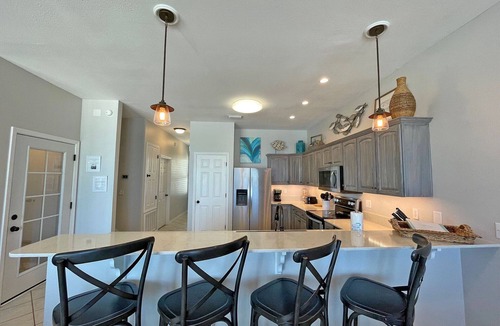Pensacola Beach House | Welcome to Emerald Vista: Your Beachfront Paradise on Pensacola Beach!