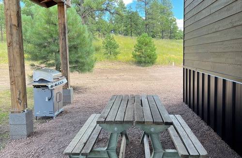 Eagar House | Welcoming brand new 3-bedroom house in Alpine