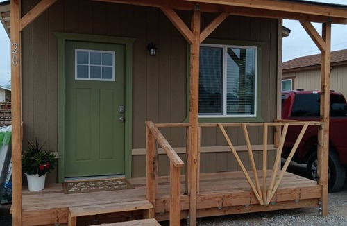 Quartzsite Cabin | Western Themed Tiny Homes/Cabins