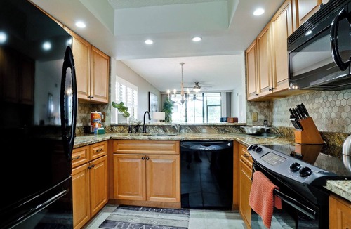 Trailer Estates Apartment | WG Shorewalk, Pools, Tennis, Pickle Ball, near Beaches Anna Maria Island and IMG