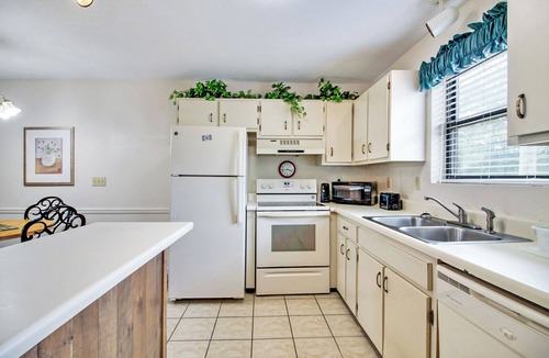 Lake Tansi Condo | Where Golf Courses Meet Forest Adventures