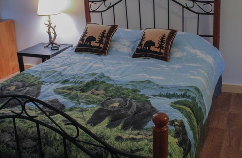 Ninilchik Bed & Breakfast | Whispering Winds Retreat B&B