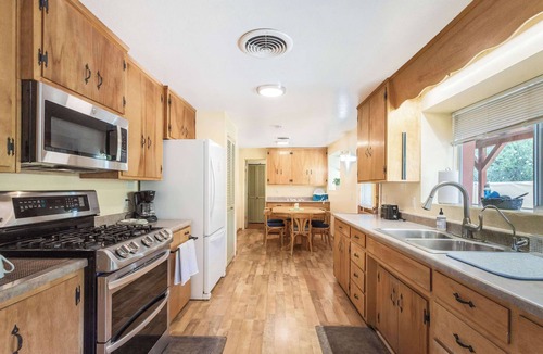 Willcox House | Wine Country Adobe | Summer Retreat in Willcox