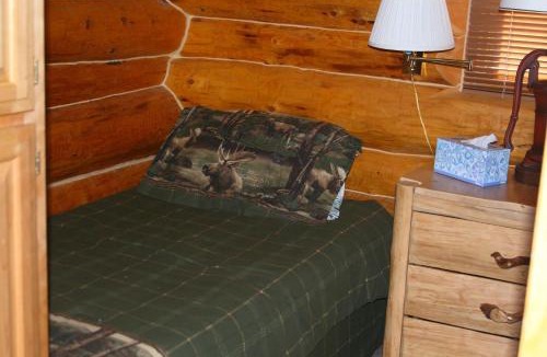 Anchor Point Cabin | Wise Old Hunter Lodge