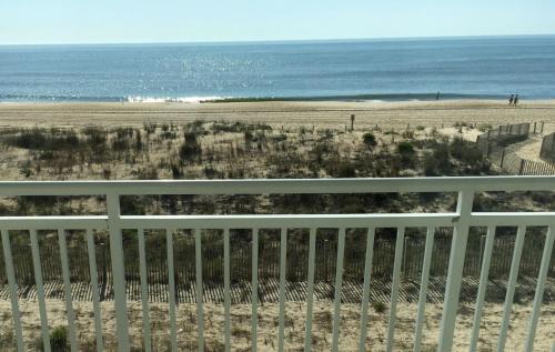 Midtown Ocean City Apartment | Worcester House 302