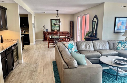 Clearwater Beach Resort | WOW! Spacious 3-bedroom 2700 sq ft terrific Hyatt Clearwater Beach. Amazing