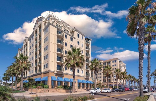 Townsite House | Wyndham Oceanside Eight 8BR Apartments