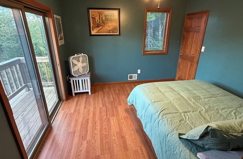 Gilman House | Your 5-BR White Mountain Retreat