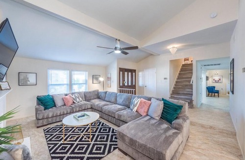 Green Valley North House | Your Dream Home up to 12 people