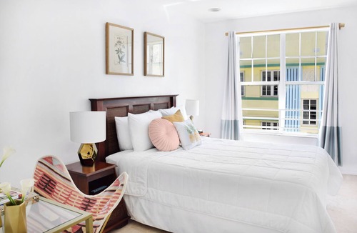 Flamingo/Lummus Hotel | Your Fun Packed Miami Beach Vacation! Short Walk to Art Deco Historic District