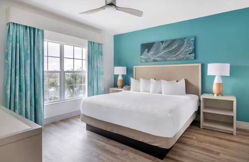 West Kissimmee Hotel | Your Search for the Perfect Stay Ends Here! Outdoor Pool, Unit with Kitchen!