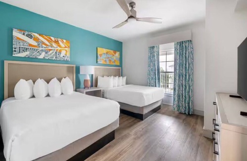 West Kissimmee Hotel | Your Search for the Perfect Stay Ends Here! Outdoor Pool, Unit with Kitchen!