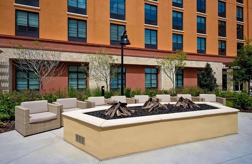 Florida Central Atlantic Coast Hotel | Your Winter Garden Oasis! Swimming Pool, Full KItchen, Pets Allowed!