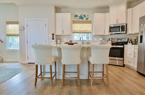 Bayside House | Zen Cove at Bayside | Pet Friendly Resort Home