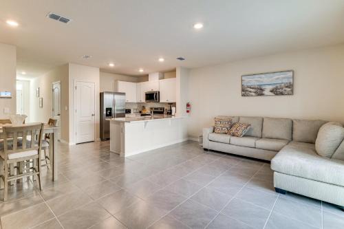 2 Mi to Dtwn: Newly Built Townhome in Davenport