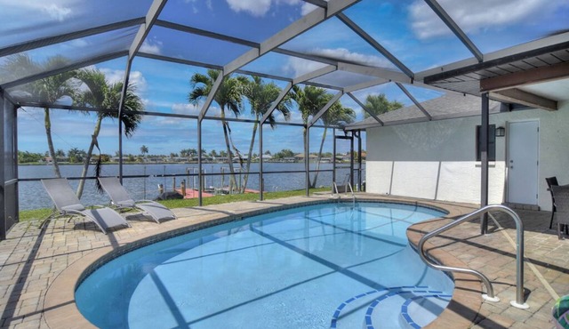 3/2 Heated Pool Home on Gulf Access 8-Lakes in SouthWest Cape Coral