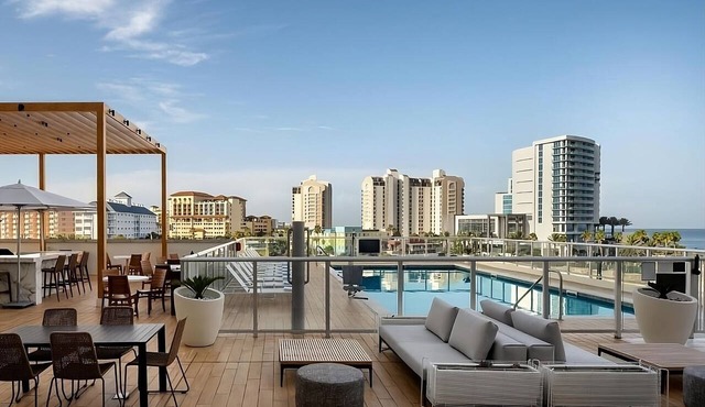 3 Elegant Rooms Perfect for Relaxation with Rooftop Pool and Poolside Lounger