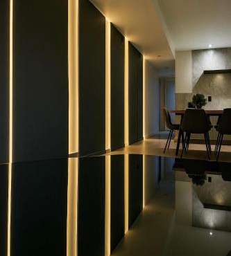 3 KING beds Free Parking Modern Luxe Escape