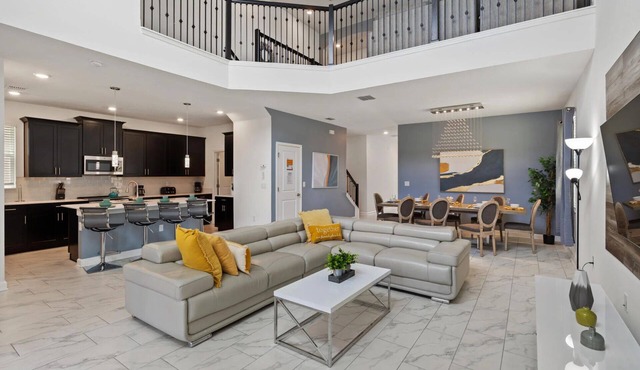 3 Miles Disney! Closest Resort to Parks!All facilities inc/Private Pool and Spa