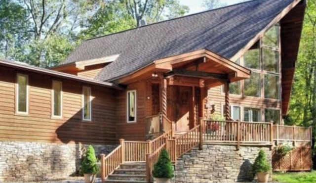 5500 sqft SUMMER HOME in Minutes from the BEACH + more (WESTPORT)