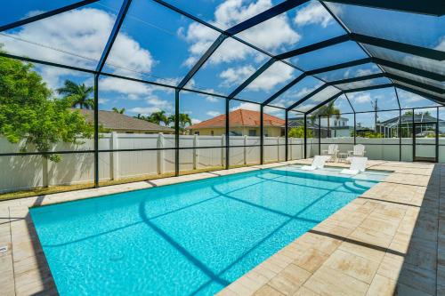 6 Mi to Beach: Cape Coral Home w/Screened Lanai